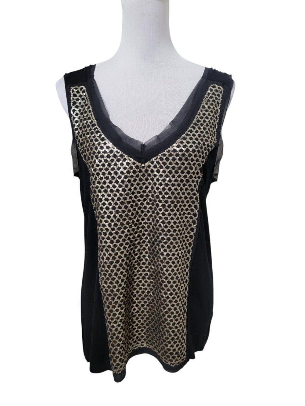 Cable & Gauge Size XL Flowy Black Tank, Metallic Gold Geometric Sequin Pattern